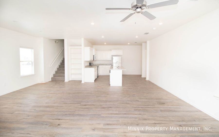 6904 21st St - Photo 6 of 31