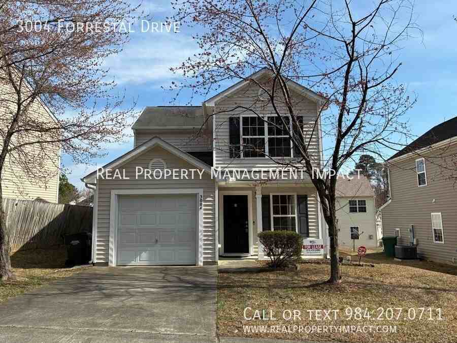 3004 Forrestal Dr - Photo 2 of 31