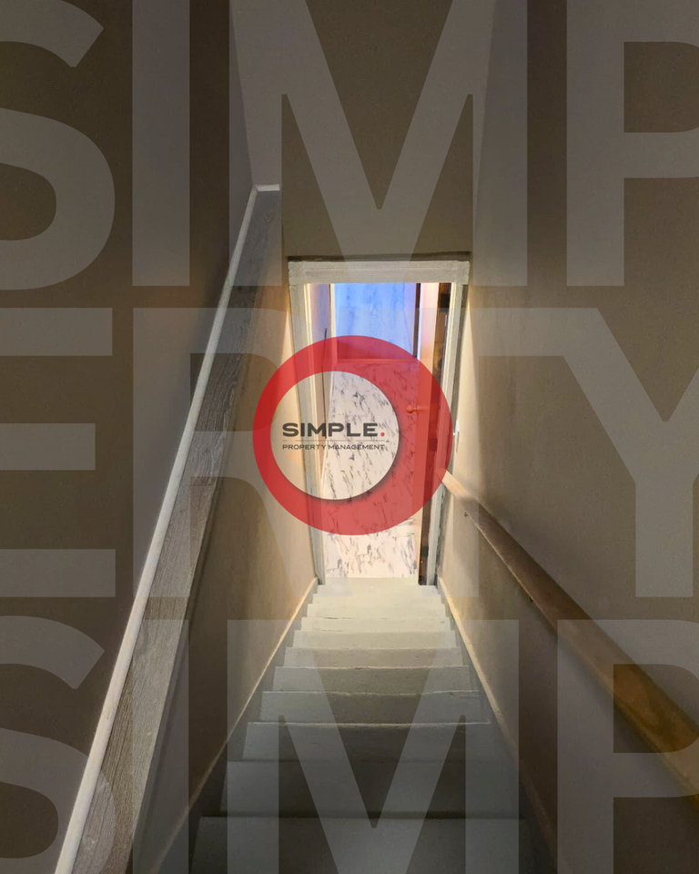 1040 Madison Ave - Photo 7 of 18