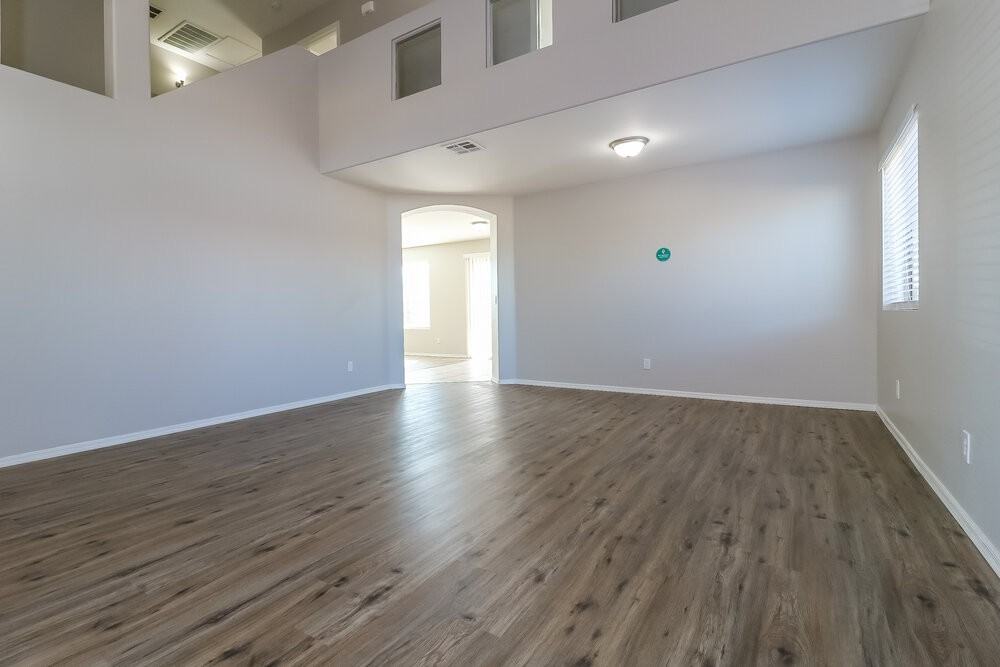 17143 W Elizabeth Ave - Photo 5 of 17