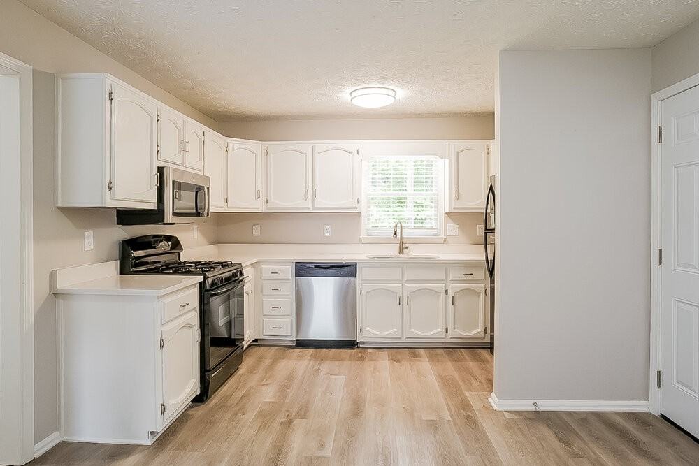 1009 Trestle Dr - Photo 7 of 17