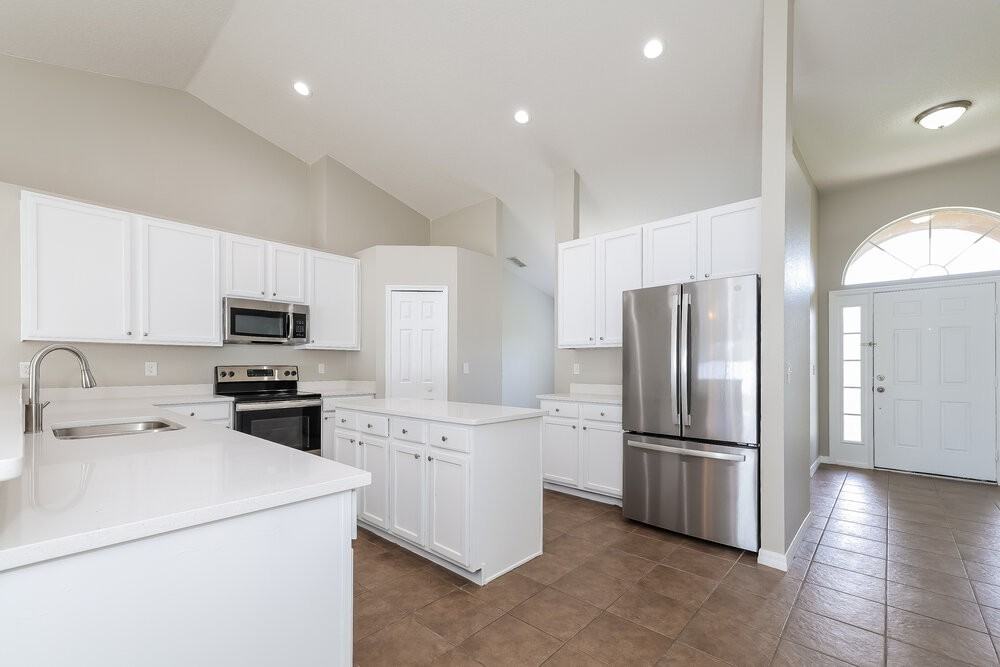 4619 Woodford Dr - Photo 5 of 16