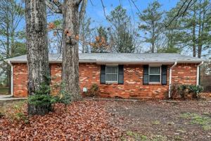 featured image of 243 Sedgefield Dr