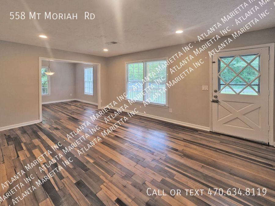 558 Mount Moriah Rd - Photo 7 of 36
