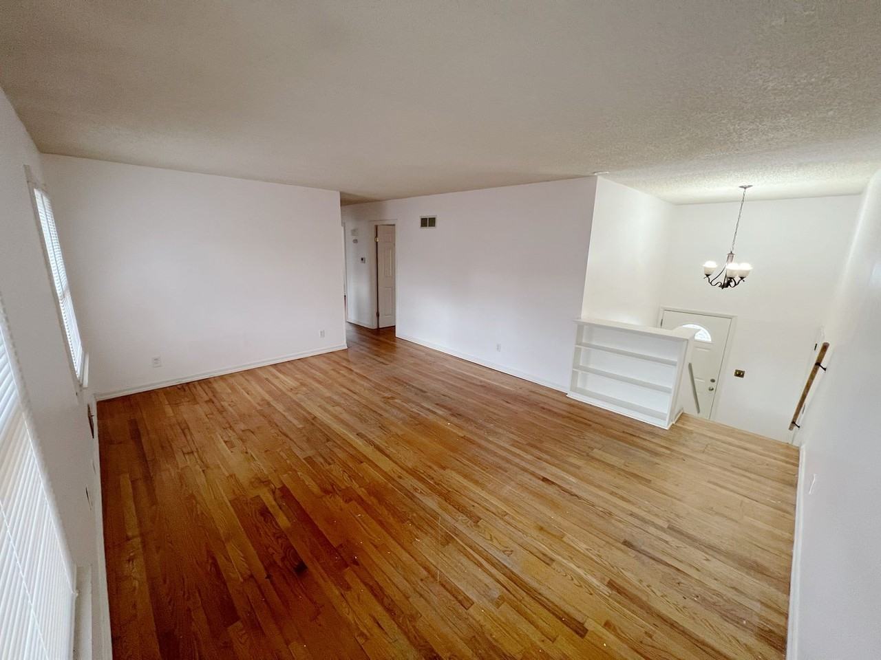 7715 W 96th Ter - Photo 6 of 16