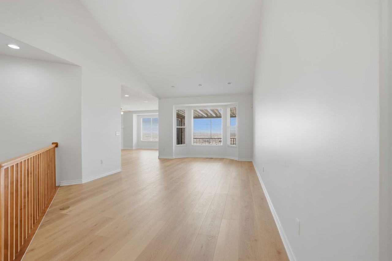 349 E Brayden Way - Photo 4 of 26