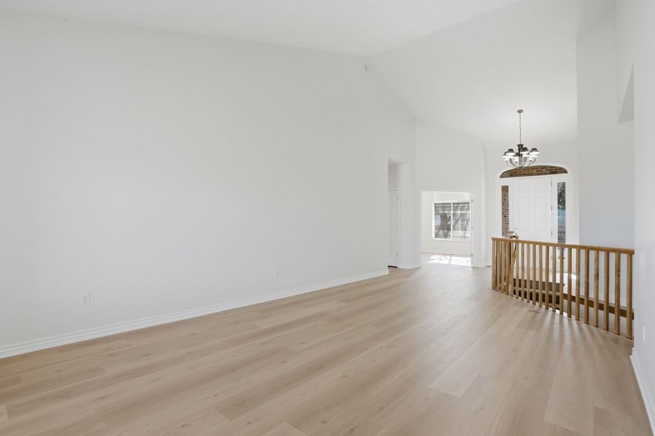 349 E Brayden Way - Photo 6 of 26