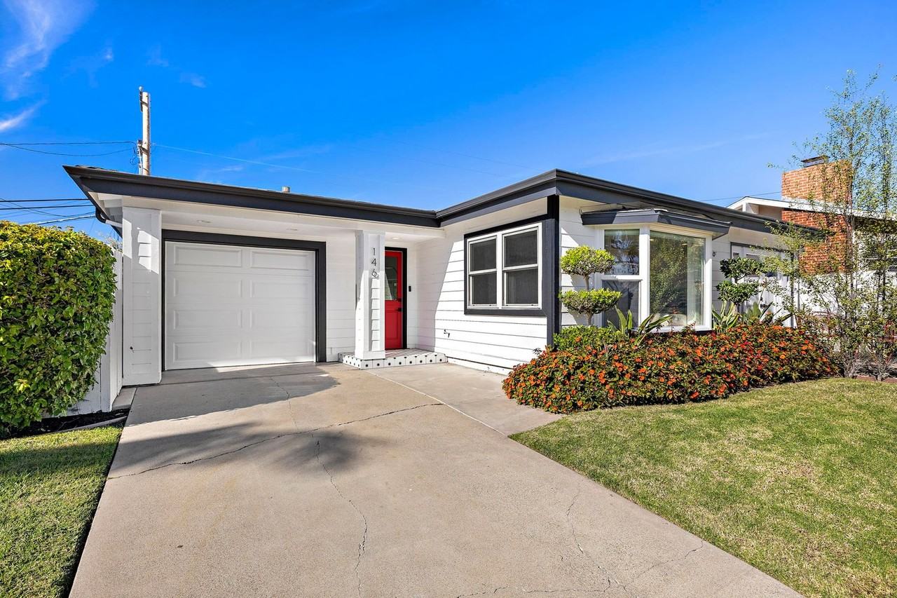 146 Avenida Barcelona - Photo 2 of 20