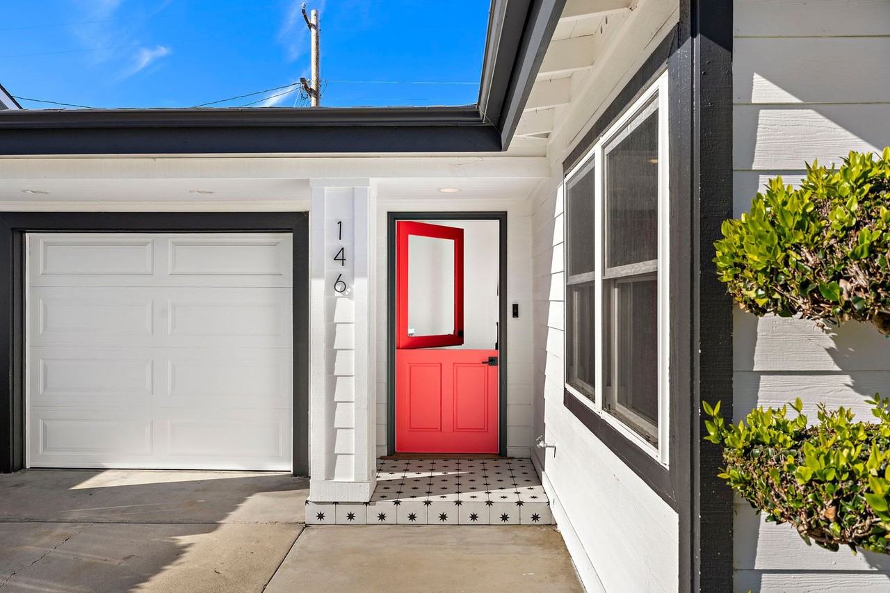 146 Avenida Barcelona - Photo 3 of 20