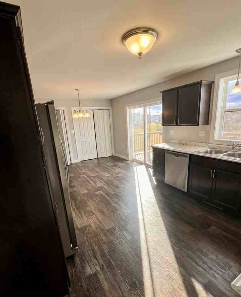 206 Woodridge Dr - Photo 7 of 18