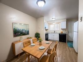 featured image of 4222 Forrest Hill Rd #2