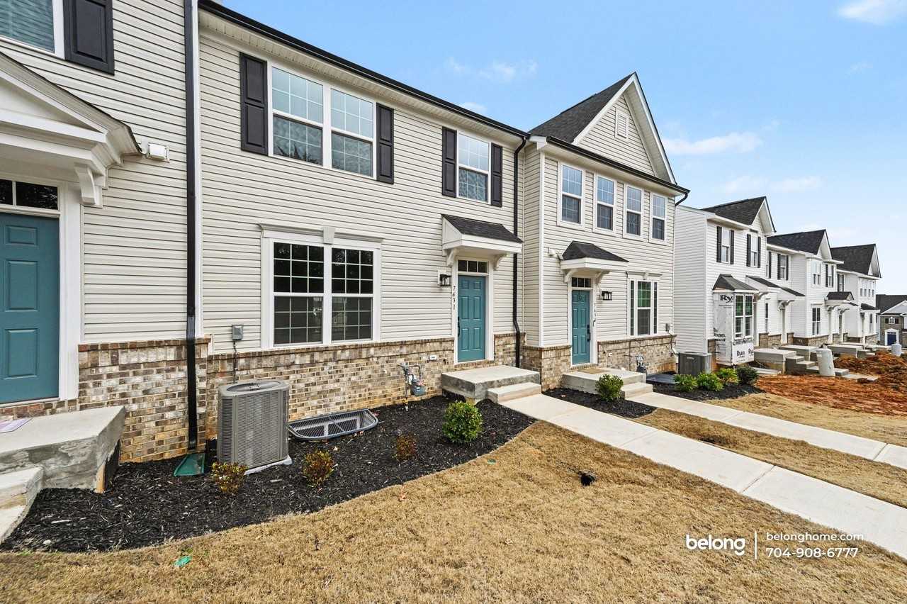 7631 Griffins Gate Dr Sw - Photo 4 of 29