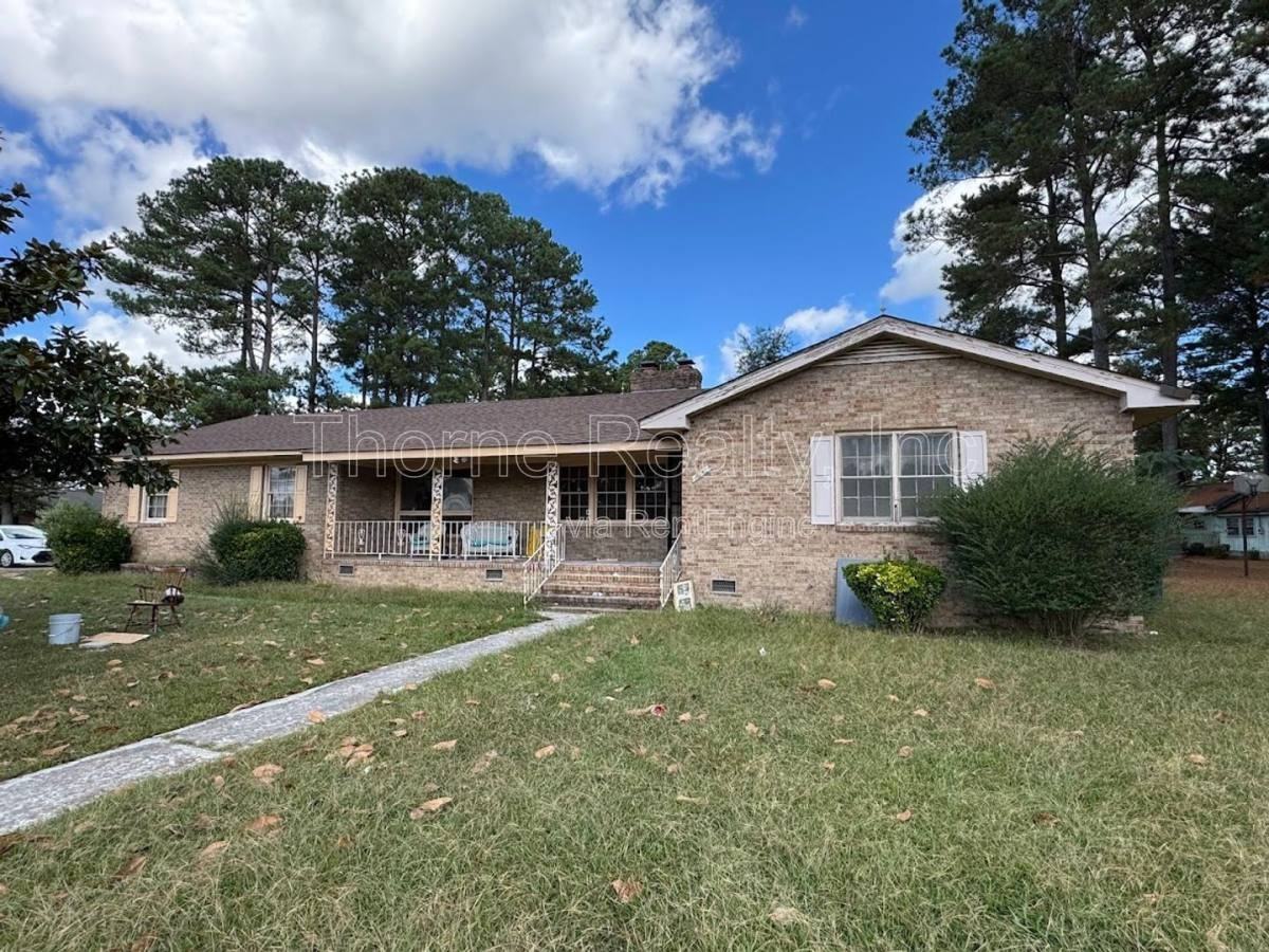 1600 King Cir