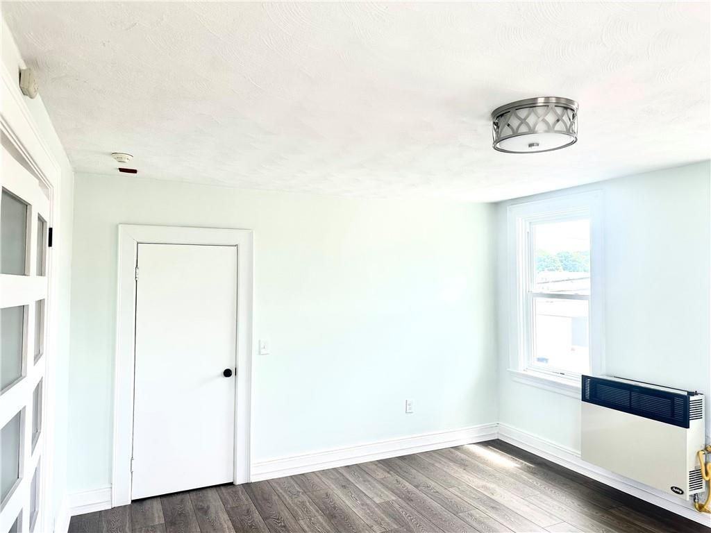 804 Main St ##2nd - Photo 3 of 24