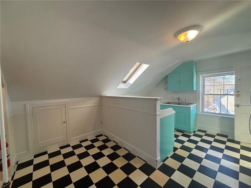 712 Hope St ##3 - Photo 7 of 22