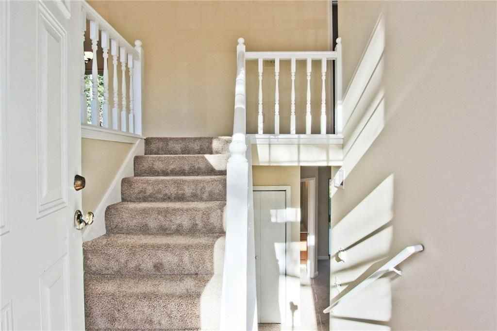 3657 River Ridge Ct - Photo 3 of 29