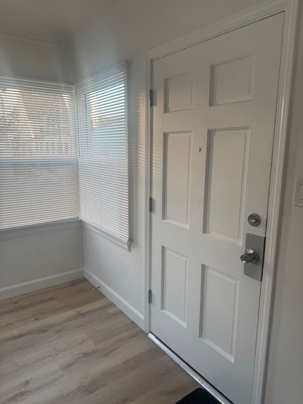 9924 Rosewood Ave - Photo 2 of 30