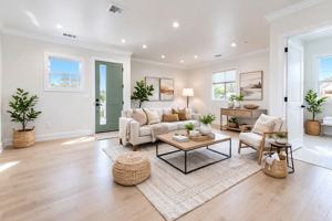 featured image of 16052 Ludlow St