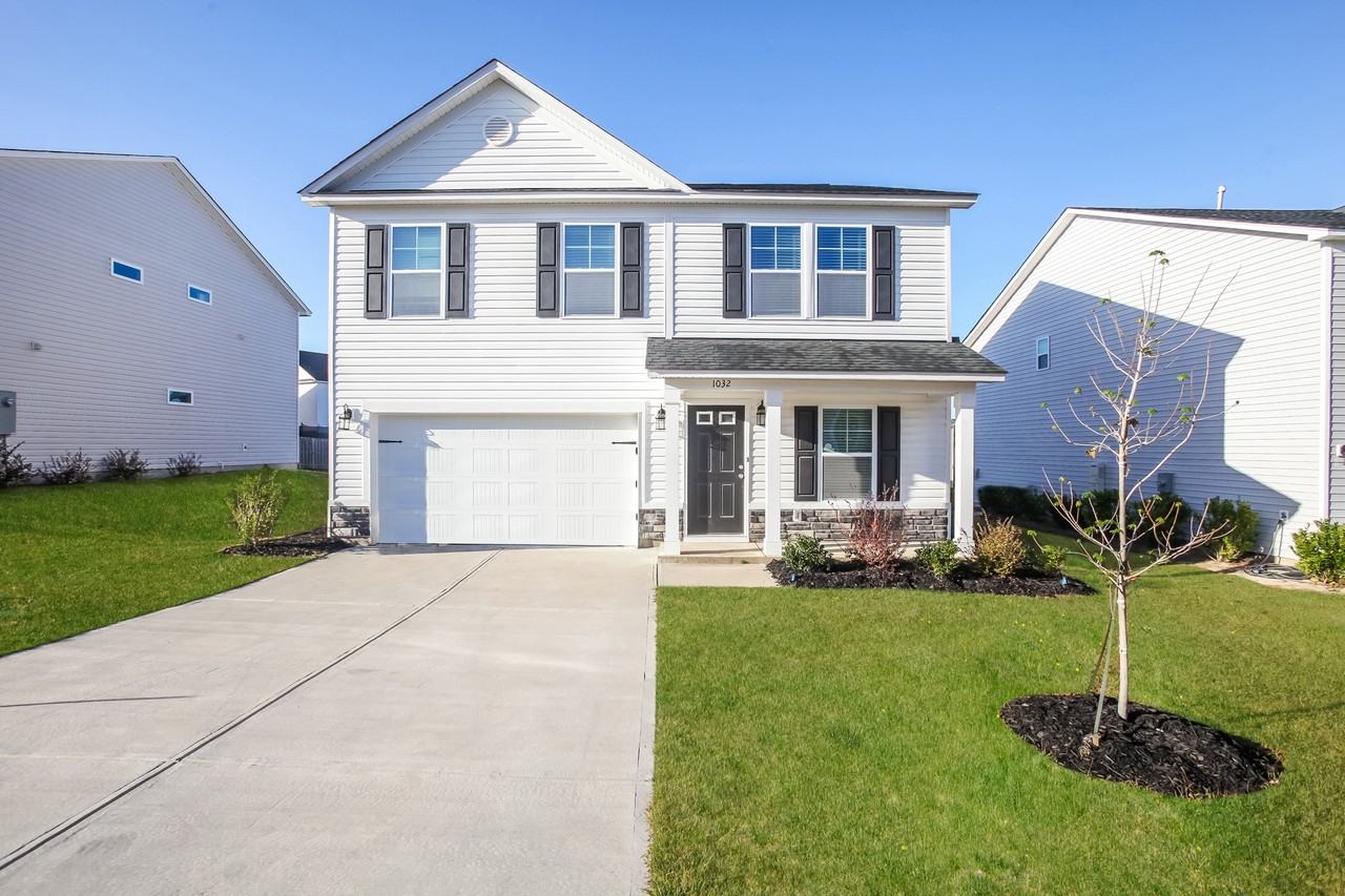 1032 Winter Way - Photo 2 of 18