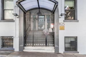 featured image of 825 Post St