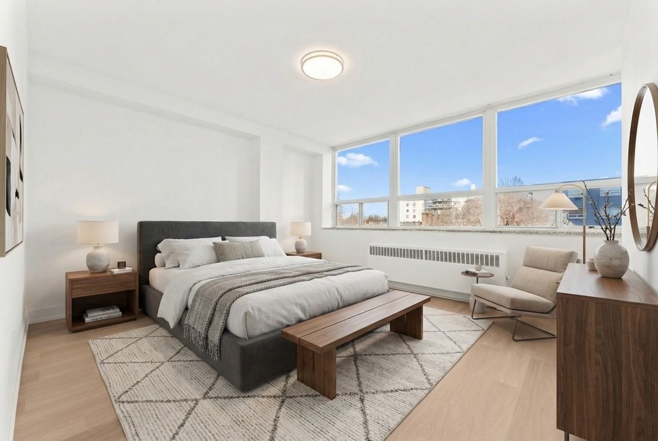 60 Tyndall Ave - Photo 2 of 43