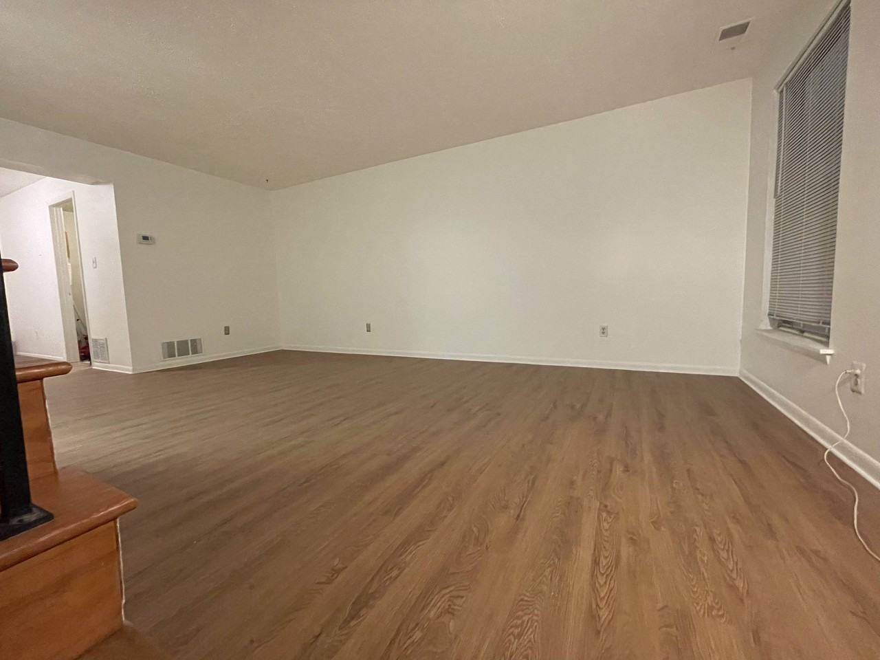 1127 Providence Court - Photo 2 of 12