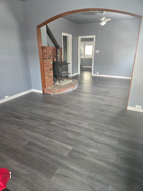 716 E 1st St - Photo 3 of 13