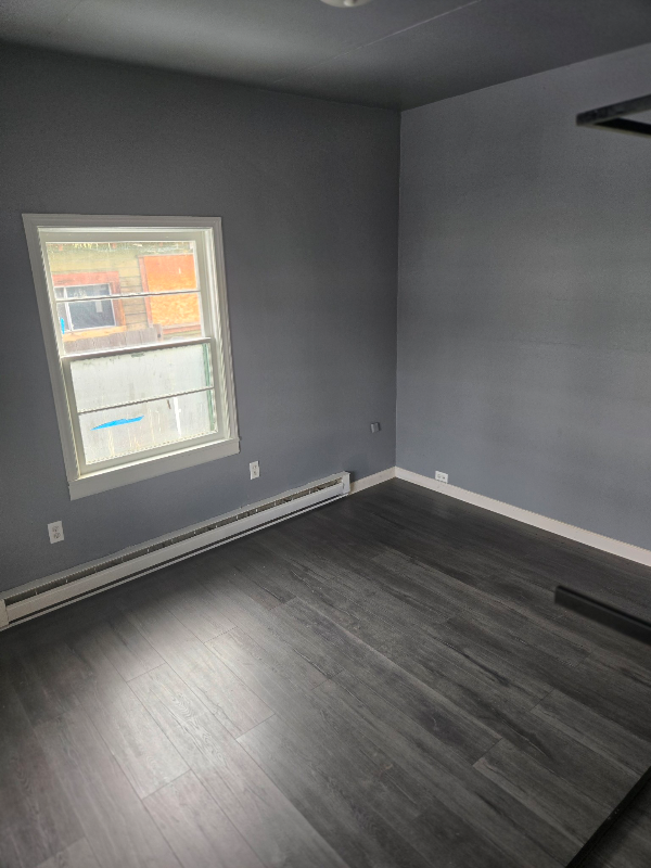 716 E 1st St - Photo 7 of 13