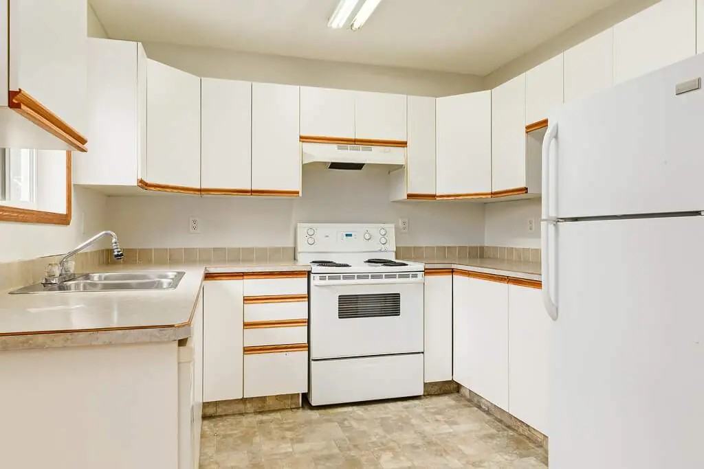 Kyte Crescent Townhomes - Photo 5 of 16