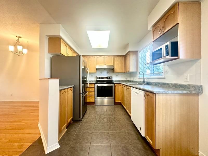 1701 Blohm Drive Unit 13 - Photo 4 of 14