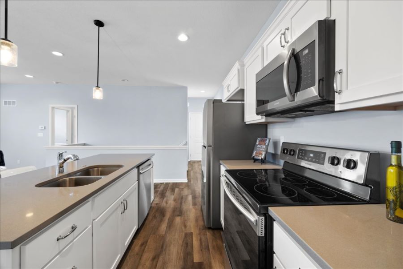 731 N 74th St - Photo 7 of 26