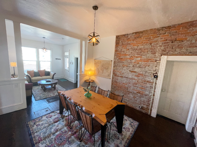 711 W 5th St - Photo 6 of 21