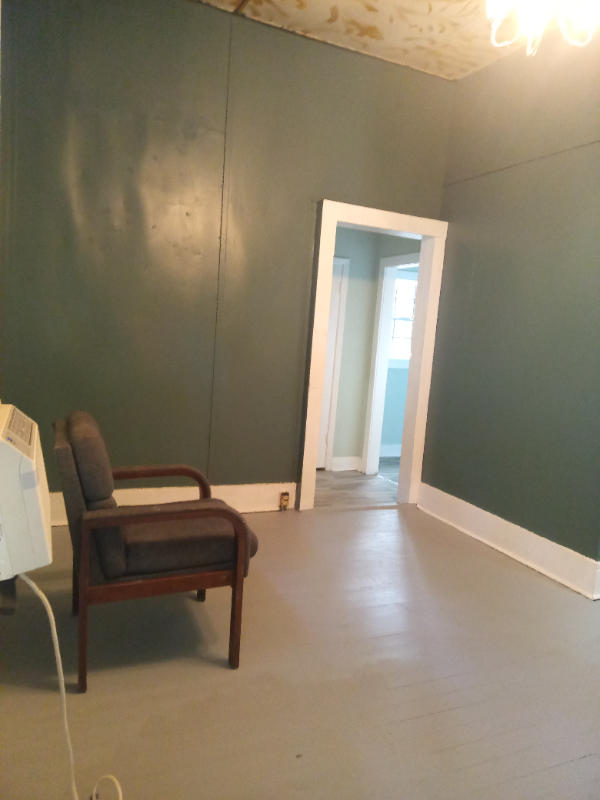 408 Voorhies St #B - Photo 4 of 15