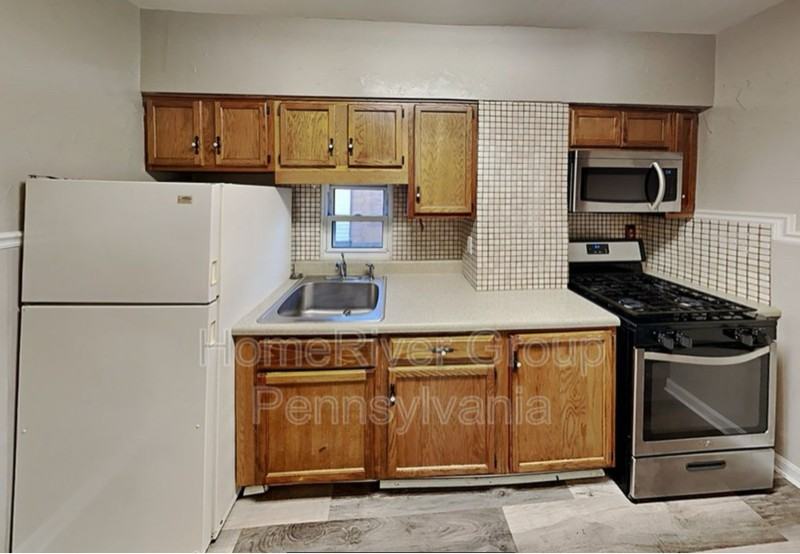 7426 Duquesne Ave #1 - Photo 5 of 14