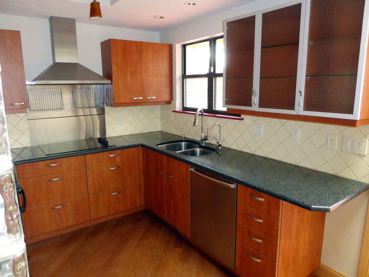 1031 Mirrormere Circle - Photo 6 of 18