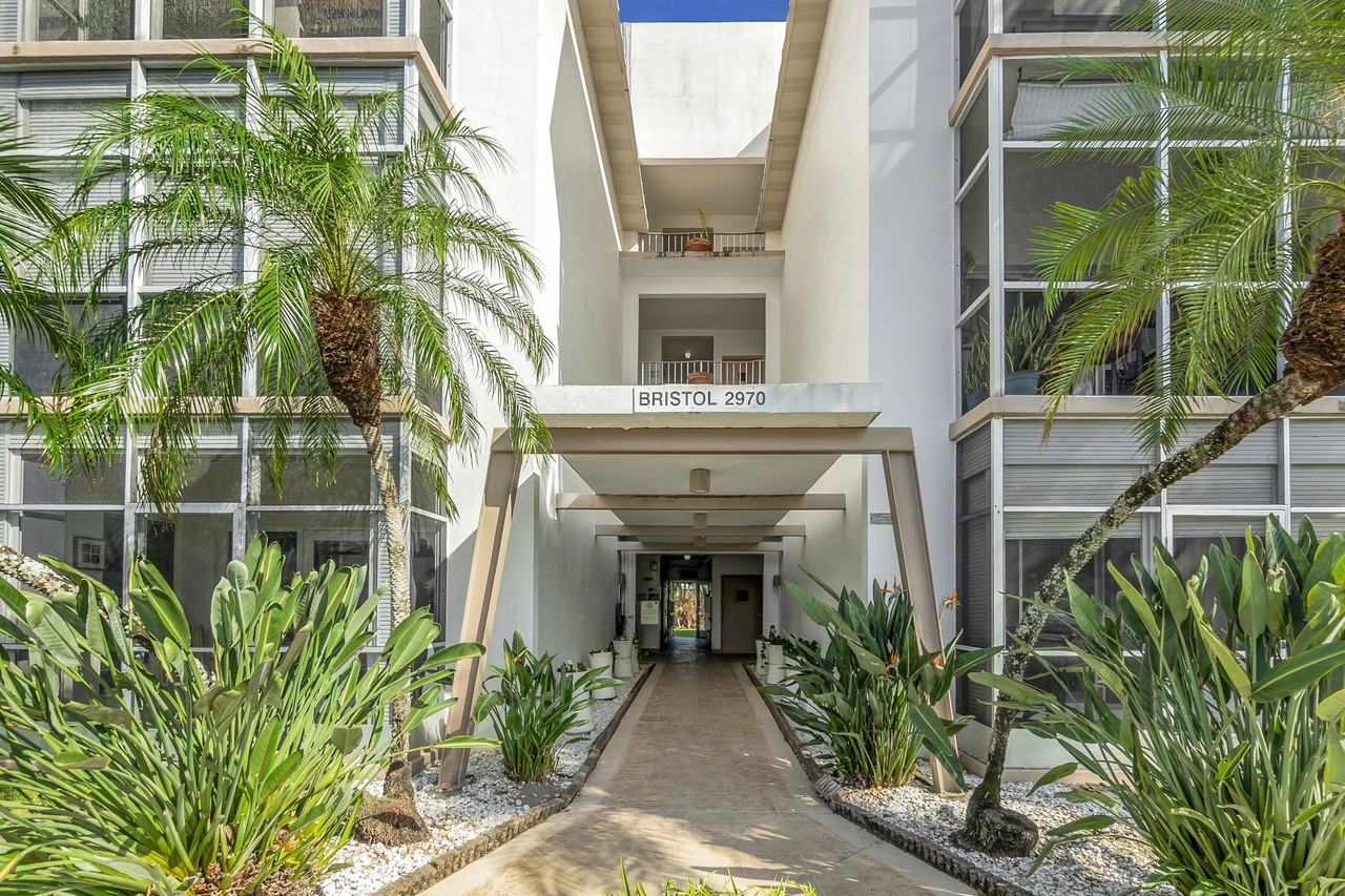 2970 Northeast 16th Avenue #B211 - Photo 2 of 33