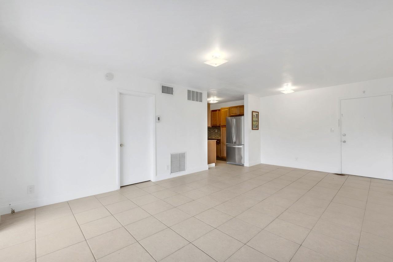 2970 Northeast 16th Avenue #B211 - Photo 3 of 33