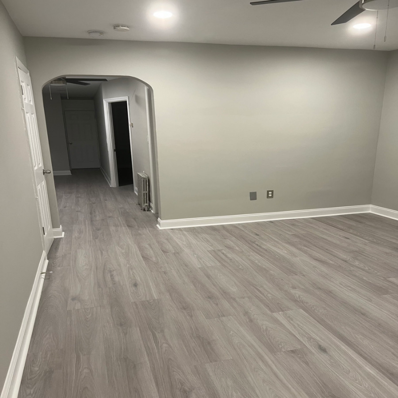 1015 16th St Ne #4 - Photo 2 of 7