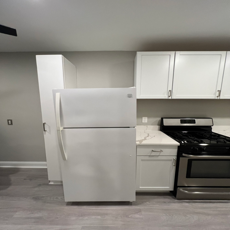 1015 16th St Ne #4 - Photo 5 of 7