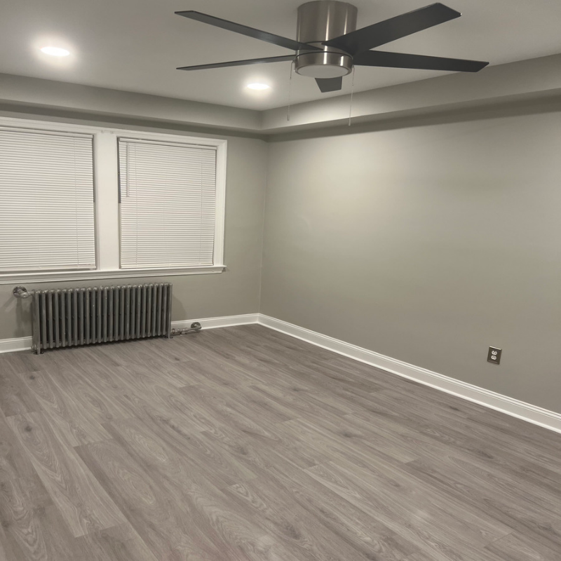 1015 16th St Ne #4 - Photo 6 of 7