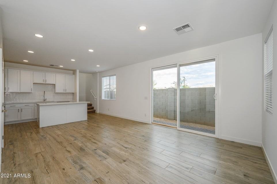 9517 East Talon Avenue - Photo 4 of 26