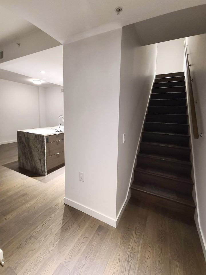 1692 Pullman Porter Street - Photo 4 of 12