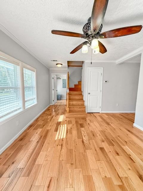 303 Knapp St #1 - Photo 4 of 17