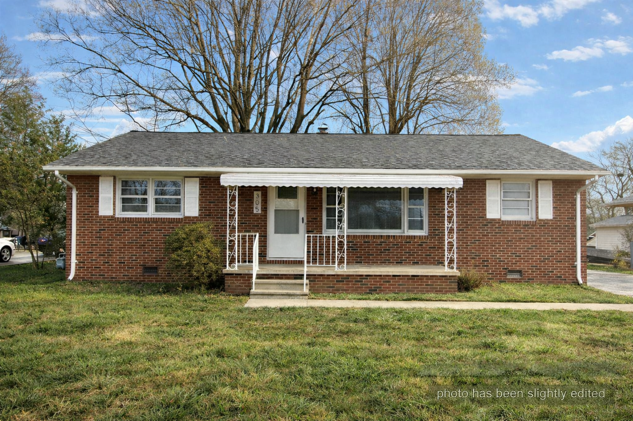 305 N Sellars Mill Rd - Photo 2 of 22