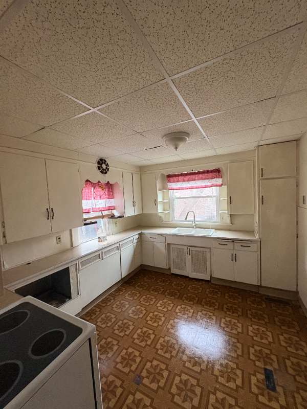 204 Pekin Ave #2 - Photo 2 of 10