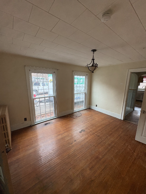 204 Pekin Ave #2 - Photo 5 of 10