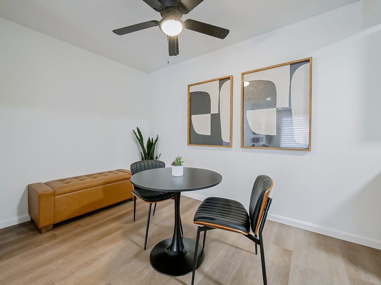 All New Luxury Living In Plymouth - Photo 7 of 50