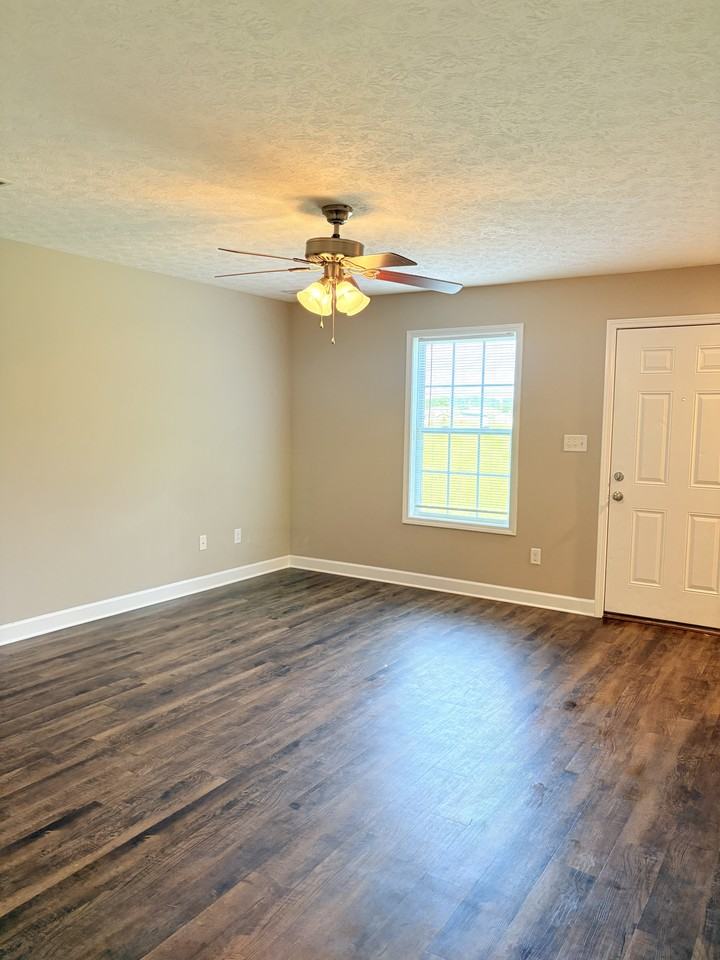 184 Enterprise Ct #209 - Photo 2 of 15