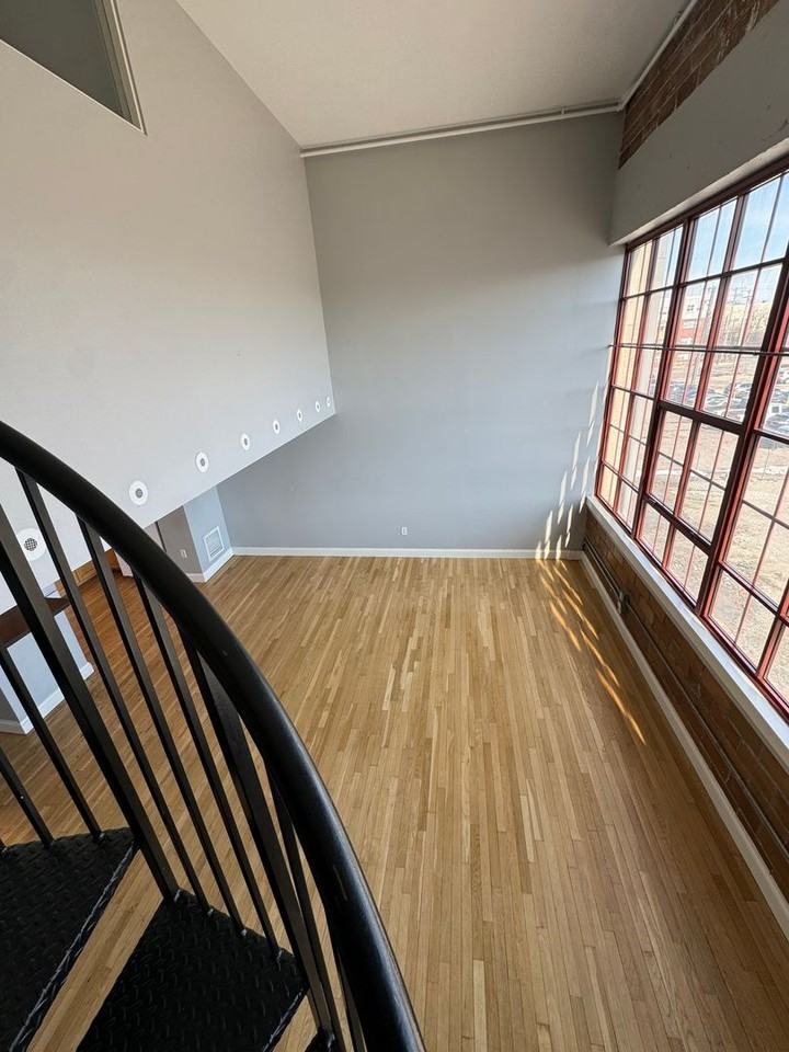 2341 Carnegie Ave #207 - Photo 3 of 10