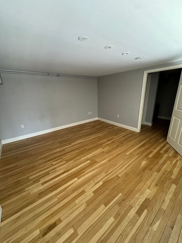 2341 Carnegie Ave #207 - Photo 5 of 10